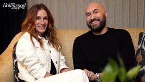 Video post by @hollywoodreporter on YouTube