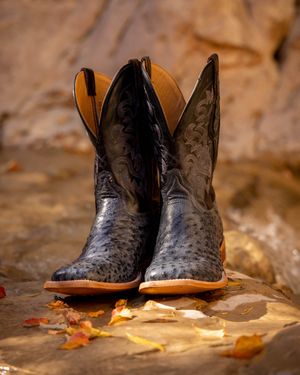 Image post by @tonylamaboots on Instagram