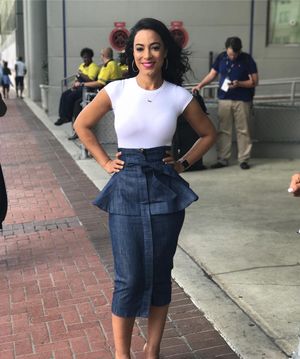 Image post by @angelarye on Instagram