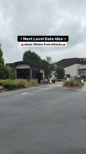 Video post by @catcatoura on Facebook