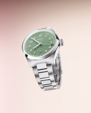 Image post by @oris on Instagram