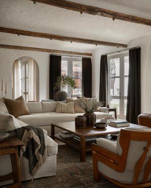 Image post by @shoppeamberinteriors on Instagram