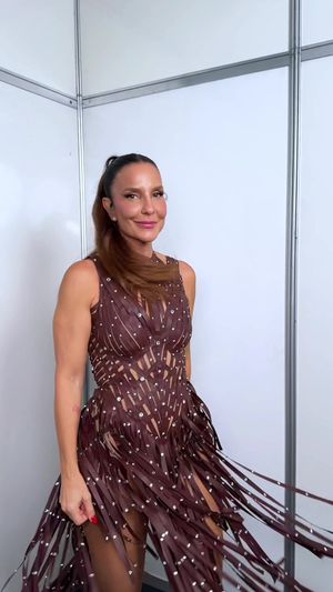 Video post by @ivetesangalo on TikTok