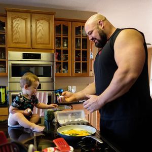 Image post by @shawstrength on Instagram