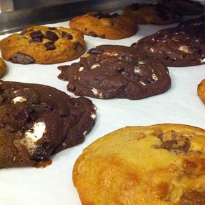 Image post by @insomniacookies on Instagram