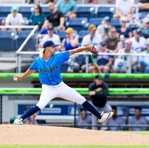 Image post by @everettaquasox on Instagram
