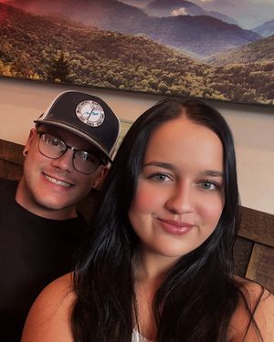 Image post by @kenziegracewalker on Instagram