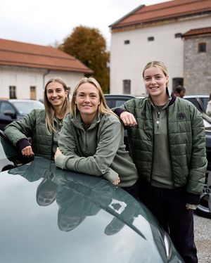 Image post by @fcbfrauen on Instagram