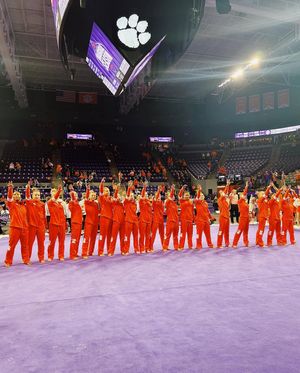 Image post by @theclemsoninsider on Instagram