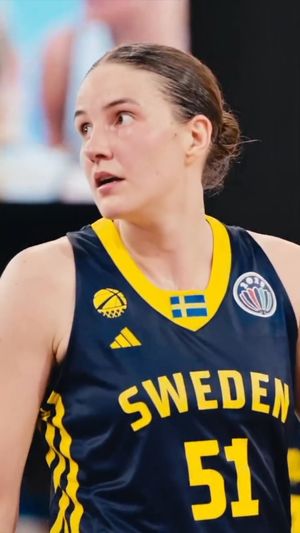 Video post by @swebasketball on Facebook