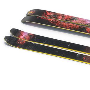 Image post by @j_skis on Instagram
