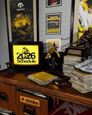 Image post by @hawkeyefootball on Instagram