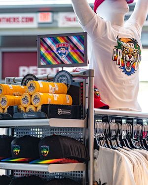 Image post by @flateamshop on Instagram