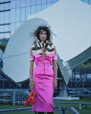 Image post by @vogueturkiye on Instagram