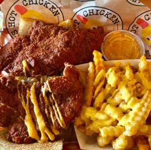 Image post by @daveshotchicken on Instagram