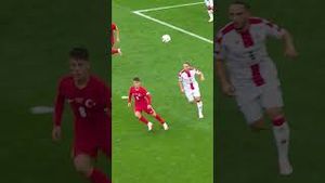 Video post by @FOX Soccer on YouTube