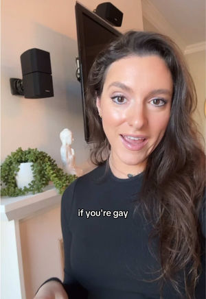 Video post by @arielledangelo on TikTok