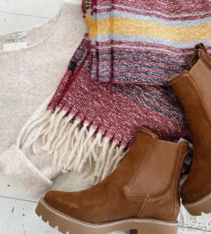 Image post by @shopatgrace on Facebook