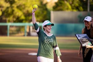 Image post by @usfsoftball on Instagram