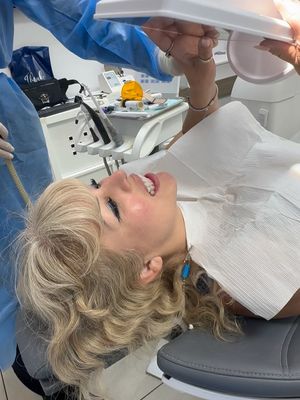 Image post by @drgsmile on Instagram