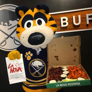 Image post by @buffalosabres on Instagram