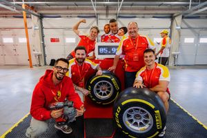 Image post by @shellmotorsport on Instagram