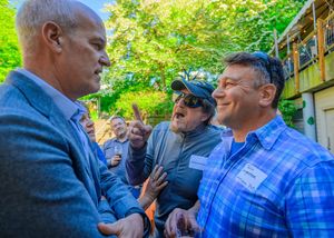 Image post by @cascadiadaily on Instagram