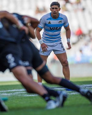Image post by @lospumas7s on Instagram