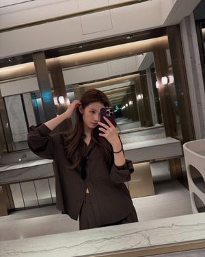 Image post by @ellemenhk on Instagram