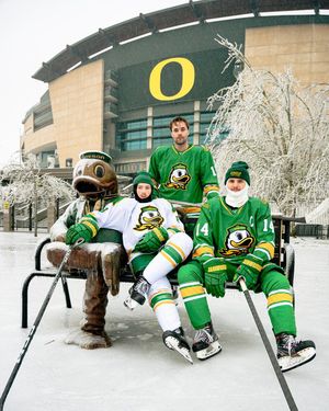 Image post by @uohockey on Instagram