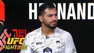 Video post by @ESPN MMA on YouTube