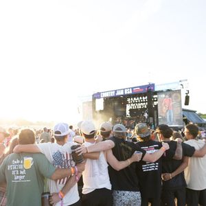 Image post by @countryjamusa on Instagram