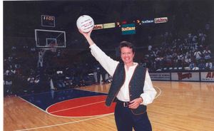Image post by @GatorsVB on Twitter