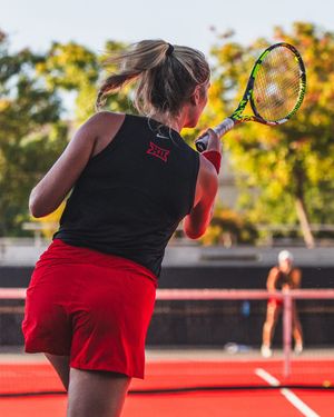 Image post by @uhcougartennis on Instagram