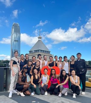 Image post by @jessicaleeyoga on Instagram