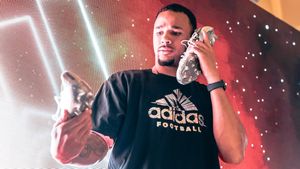 Image post by @adidasFballUS on Twitter