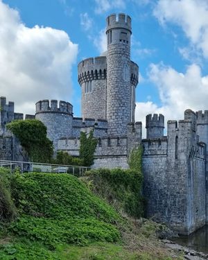 Image post by @discoverireland.ie on Instagram