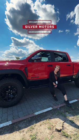 Video post by @silvermotorstm on Facebook