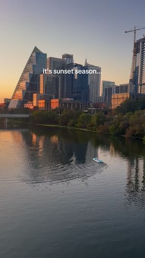 Video post by @retroboatrentalsatx on Facebook
