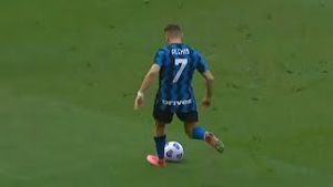 Video post by @futbolbilingue on YouTube