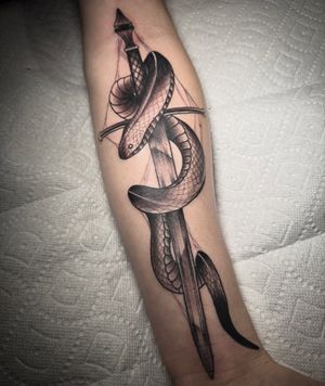Image post by @jessfoxtattoos on Instagram