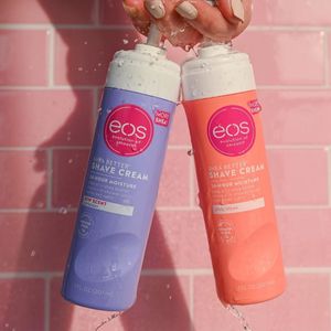Image post by @eosproducts on Instagram