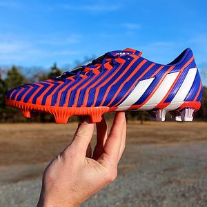 Image post by @soccerdotcom on Instagram