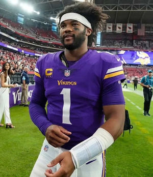 Video post by @thatvikingsfan on TikTok