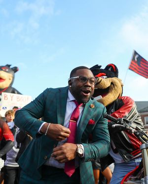 Image post by @bnkonfox on Instagram