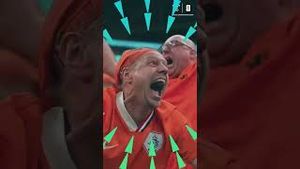 Video post by @cathaypacific on YouTube