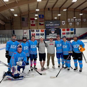 Image post by @everythingcollegehockey on Instagram