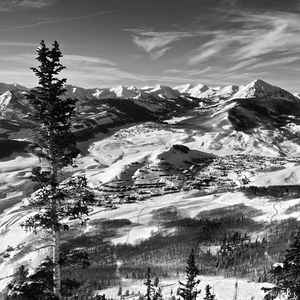 Image post by @skicrestedbutte on Instagram