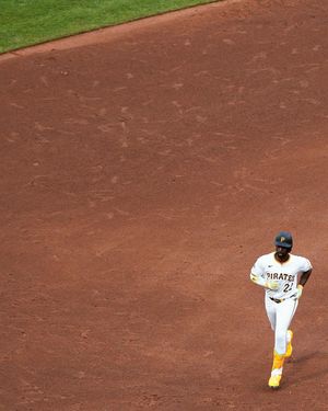 Image post by @hgartwork on Instagram