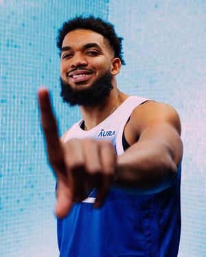 Image post by @nbaallstar on Instagram